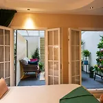 Veryste & 4* Париж