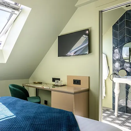 Veryste & Hotel Parijs