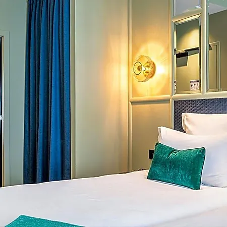Veryste & Hotel París