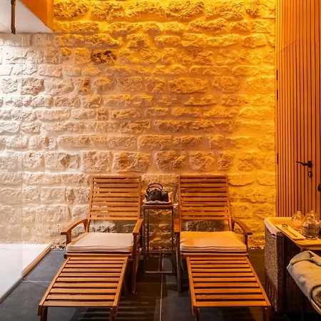 Veryste & Hotel 4*